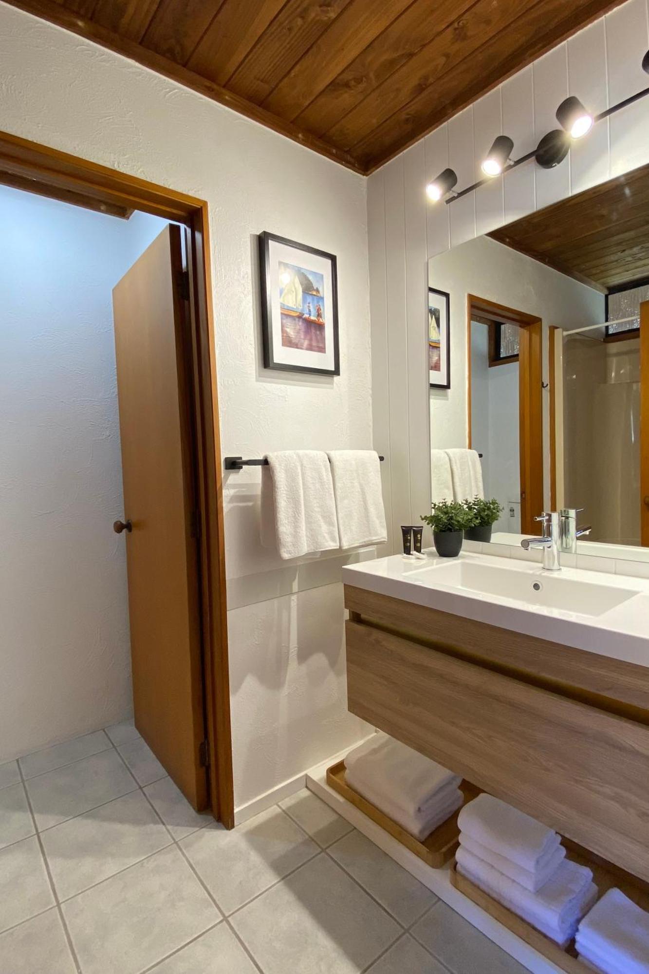The Swiss Chalet Holiday Apartment 4, Bay Of Islands Paihia Bagian luar foto
